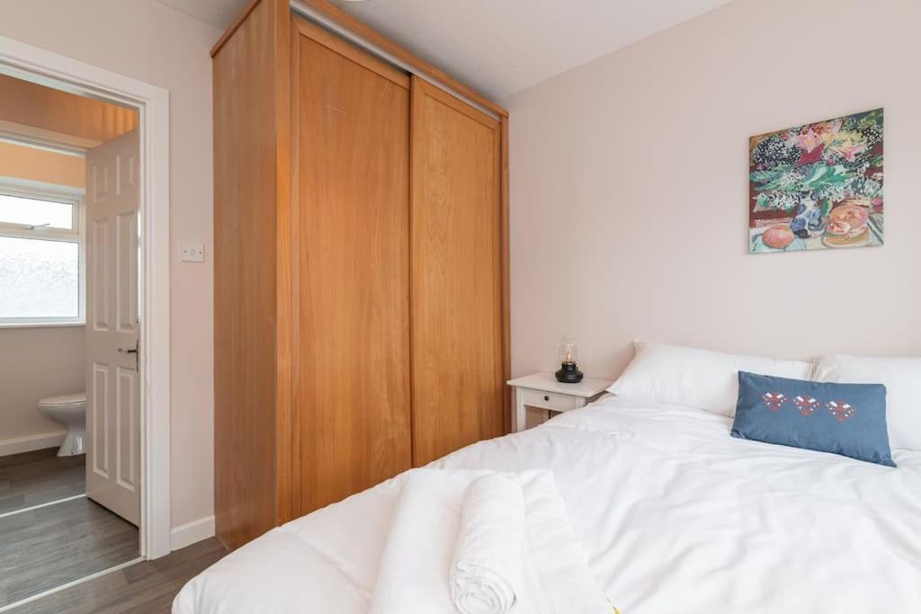 Fully Refurb Drogheda Apt7 3Rd Floor المظهر الخارجي الصورة